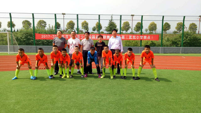 宝鸡足球运动员_宝鸡眉县足球场_宝鸡市足球比赛眉县冠军