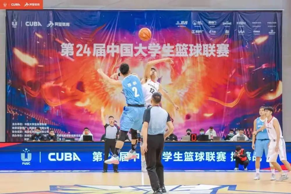大连足球辉煌时期_大连历史上的足球比赛时间_大连足球战绩